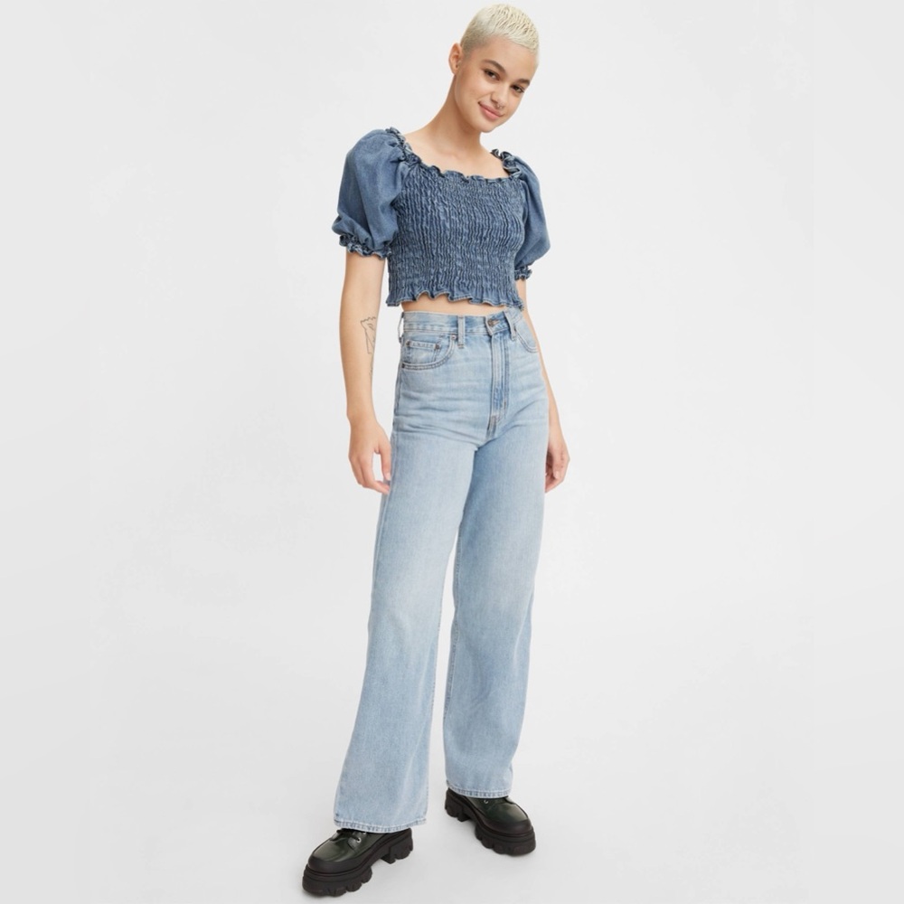Light Blue Levi’s High Loose Jeans